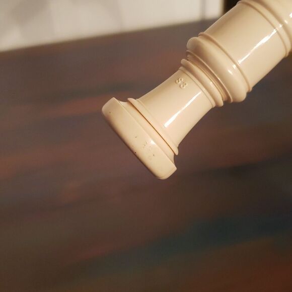 Yamaha YRS-24B Plastic Recorder Instrument - Baroque Style - Picture 8 of 11